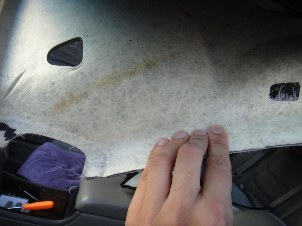 Tips on fixing leaks > Anyone with these leaks in the roof or sunroof
